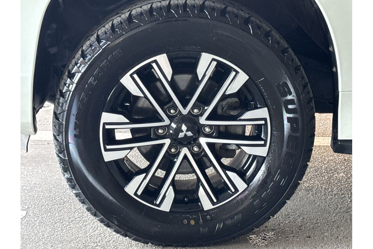 2022 Mitsubishi Pajero Sport GLS QF