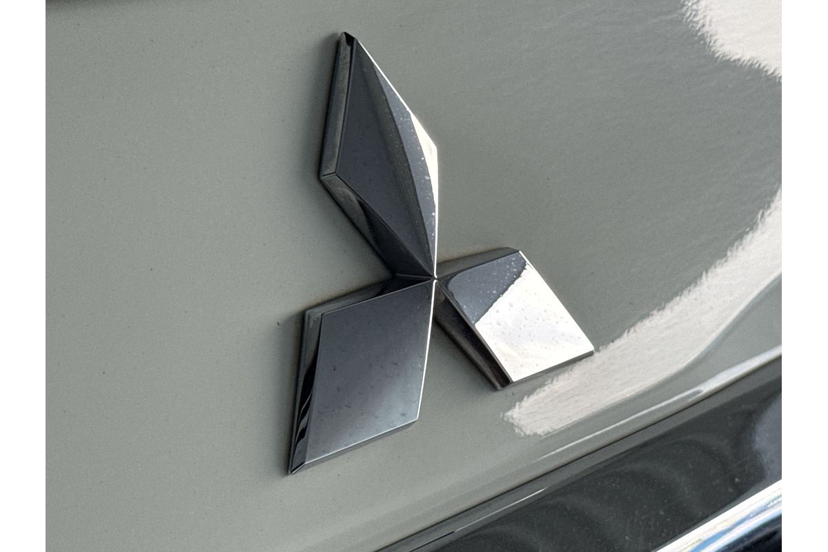 2022 Mitsubishi Pajero Sport GLS QF