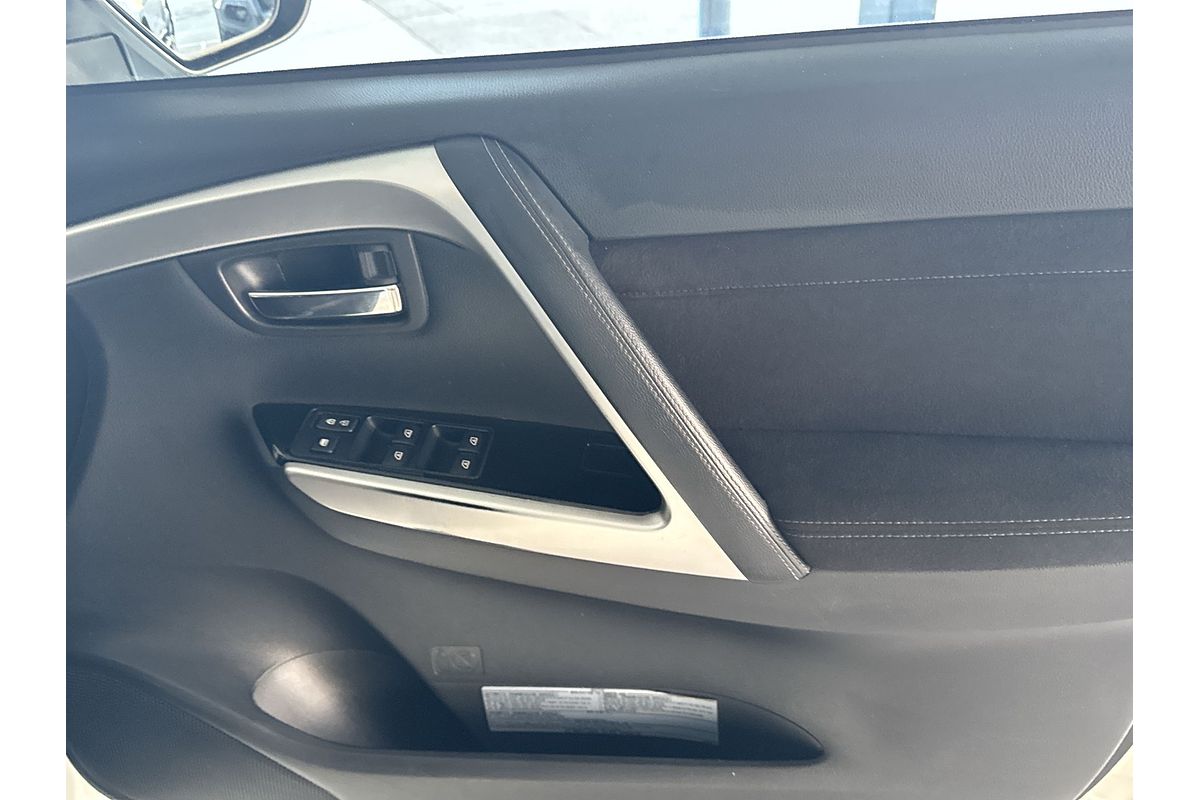 2022 Mitsubishi Pajero Sport GLS QF