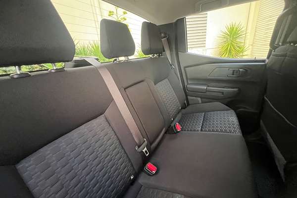 2025 Mitsubishi Triton GLX MV 4X4