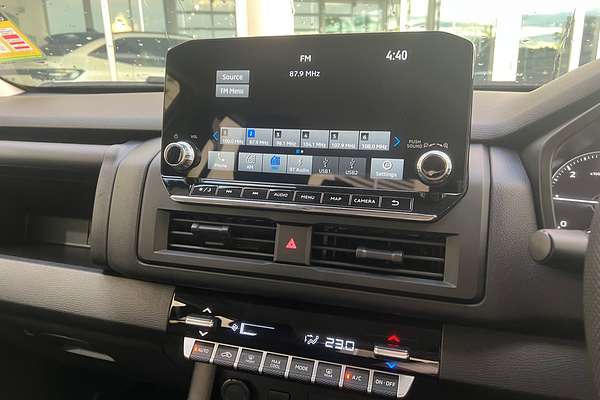 2025 Mitsubishi Triton GLX MV 4X4