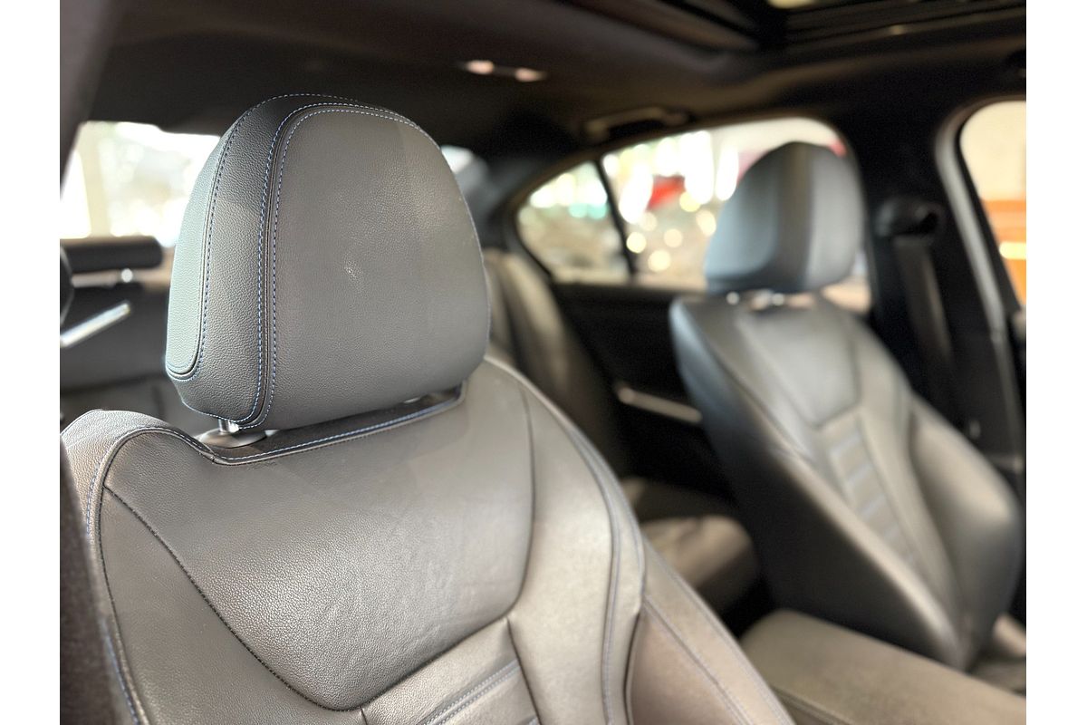 2020 BMW 3 Series 330i M Sport G20