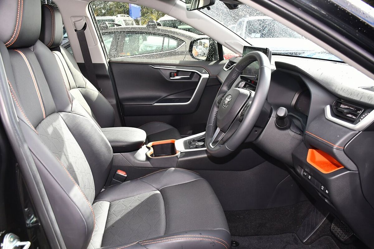 2024 Toyota RAV4 Edge AXAH54R