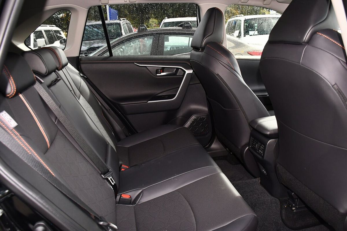 2024 Toyota RAV4 Edge AXAH54R