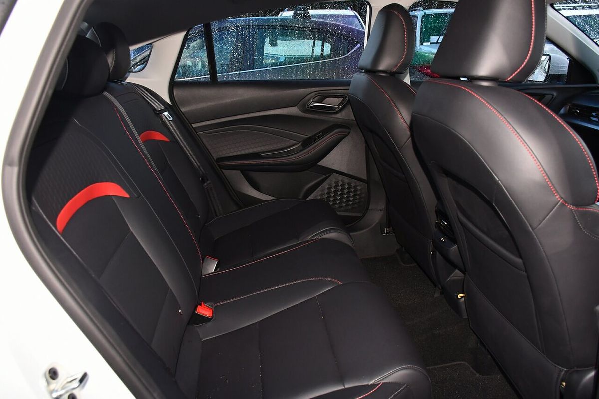2024 MG MG5 Essence