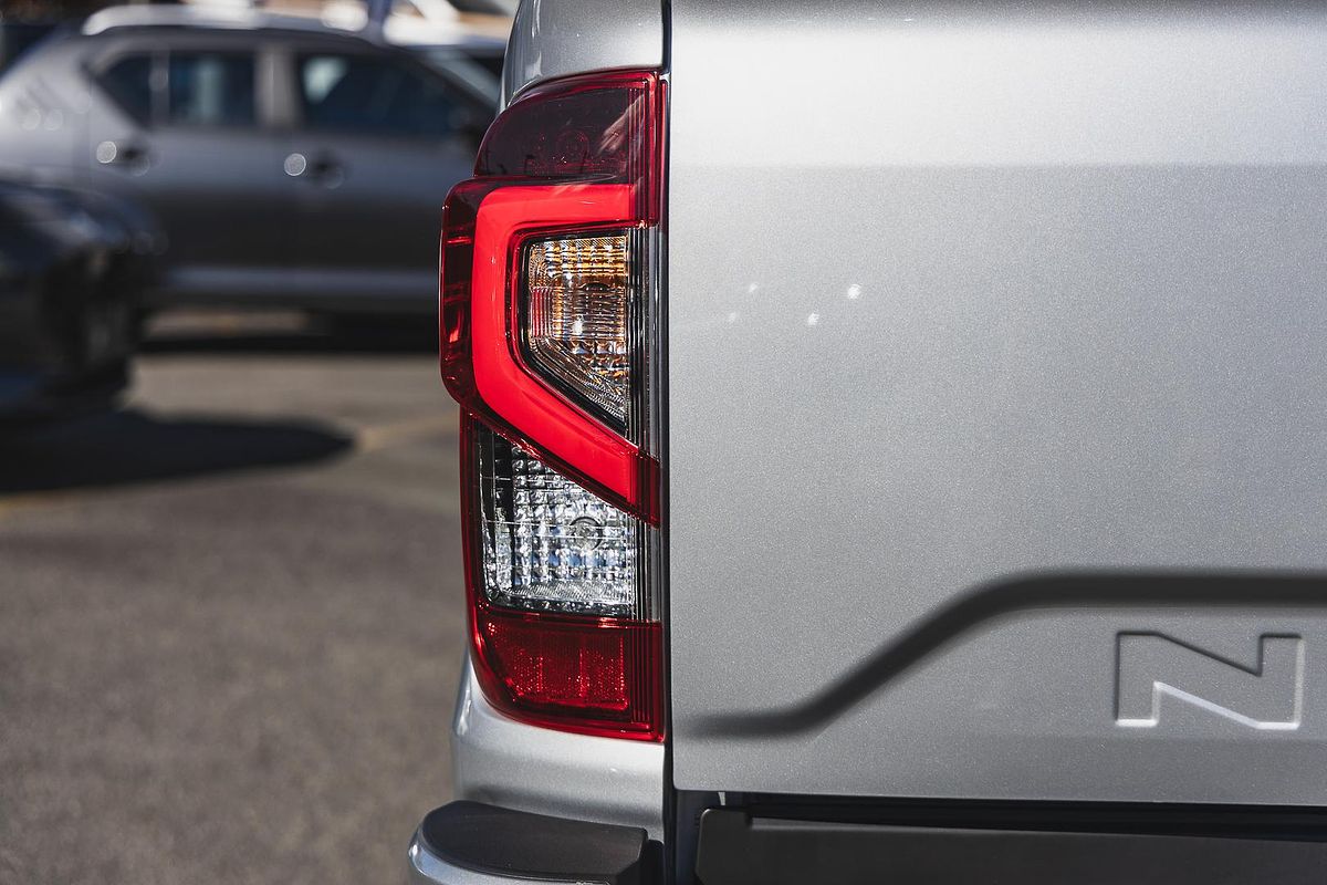 2024 Nissan Navara ST D23 4X4