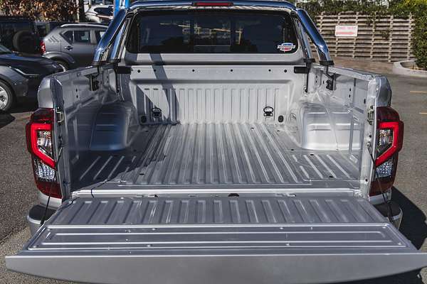 2024 Nissan Navara ST D23 4X4