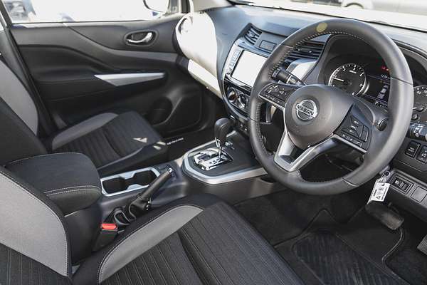2024 Nissan Navara ST D23 4X4