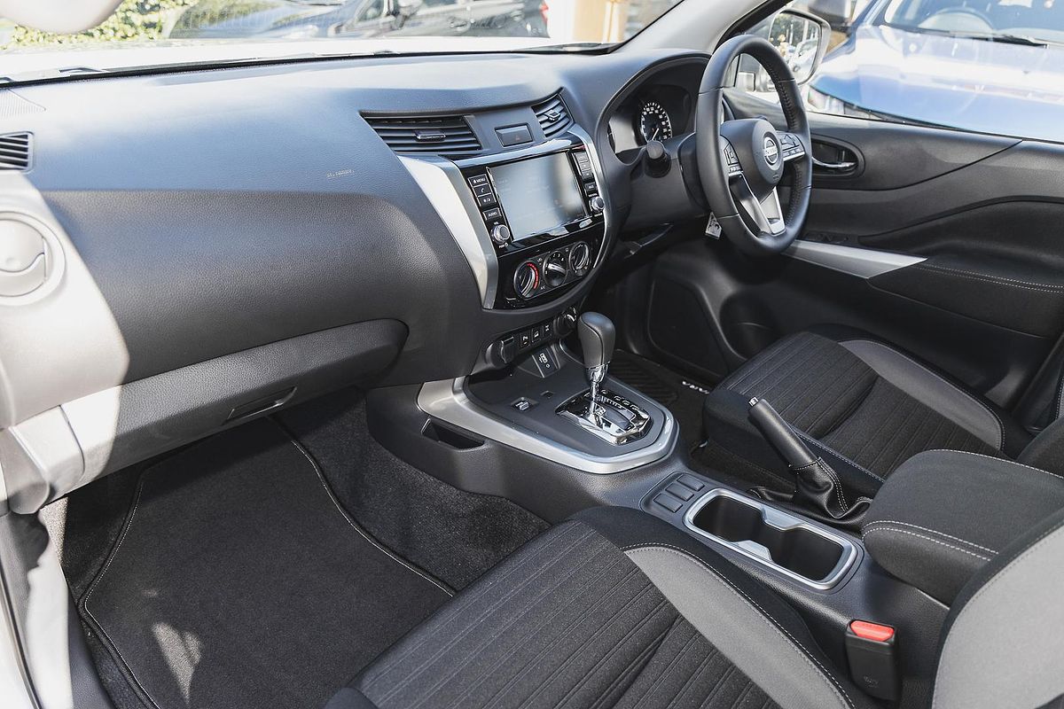 2024 Nissan Navara ST D23 4X4