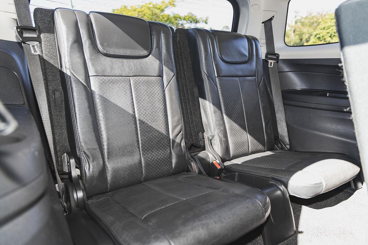 2016 Isuzu MU-X LS-T