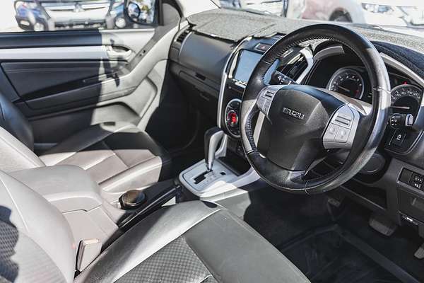 2016 Isuzu MU-X LS-T