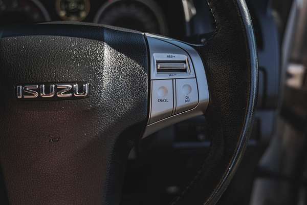 2016 Isuzu MU-X LS-T