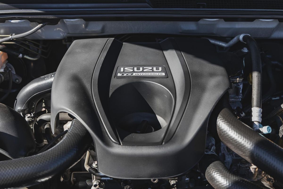 2016 Isuzu MU-X LS-T