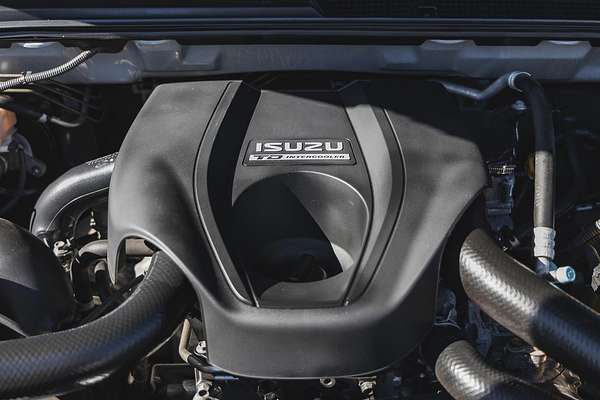 2016 Isuzu MU-X LS-T
