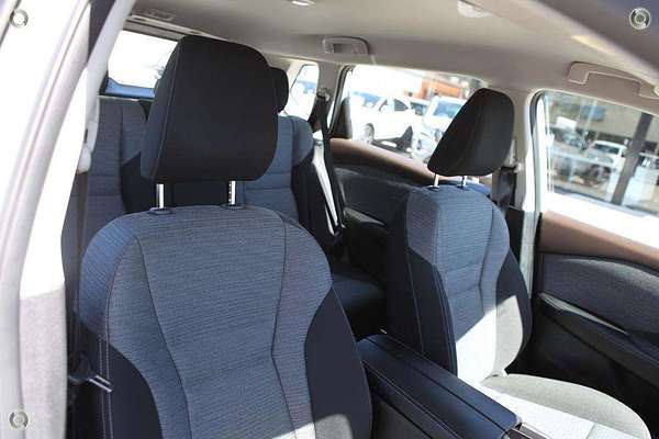 2023 Nissan X-TRAIL ST T33