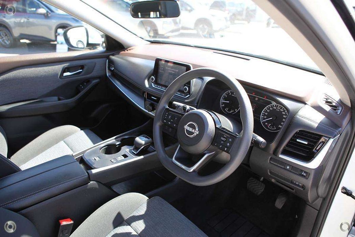 2023 Nissan X-TRAIL ST T33