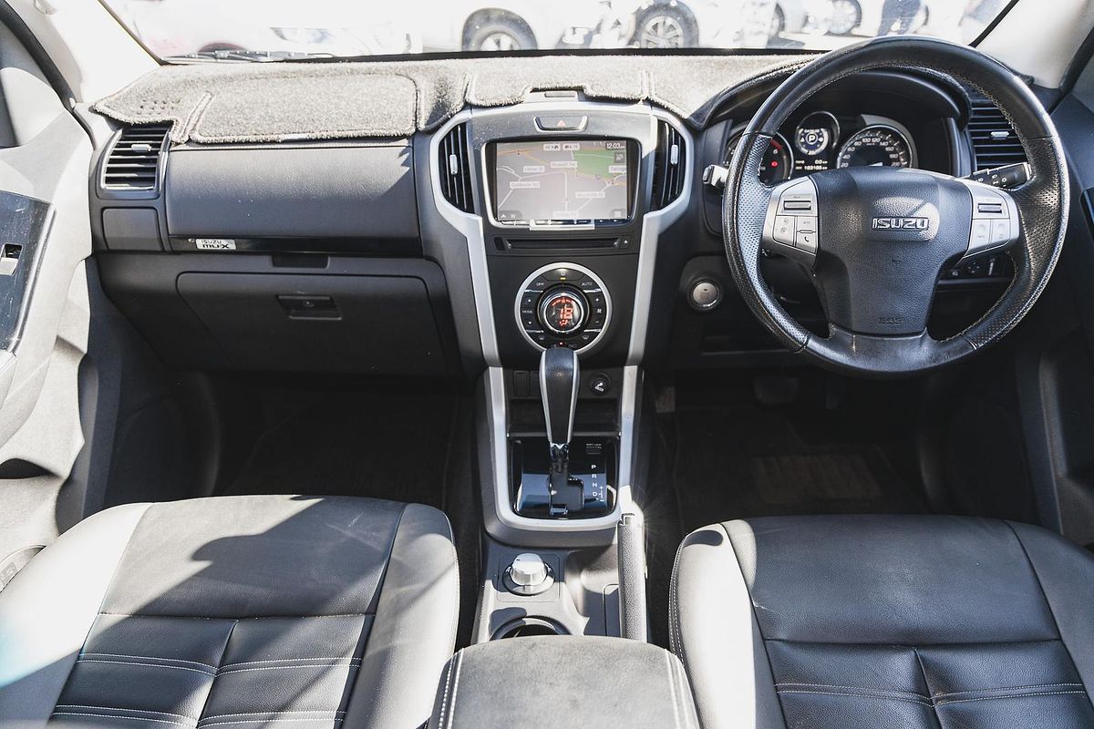 2020 Isuzu MU-X LS-T