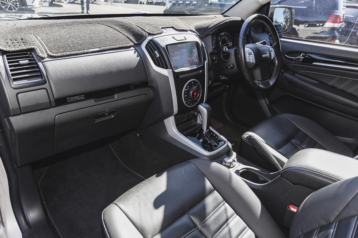 2020 Isuzu MU-X LS-T