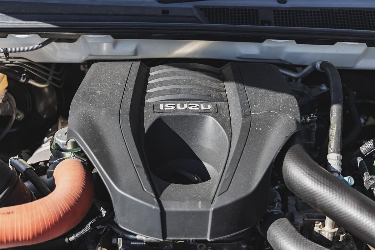 2020 Isuzu MU-X LS-T