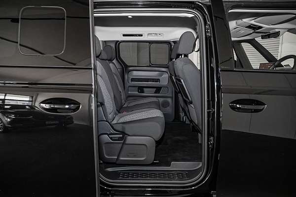 2025 Volkswagen ID. Buzz Pro BEV560 EB SWB