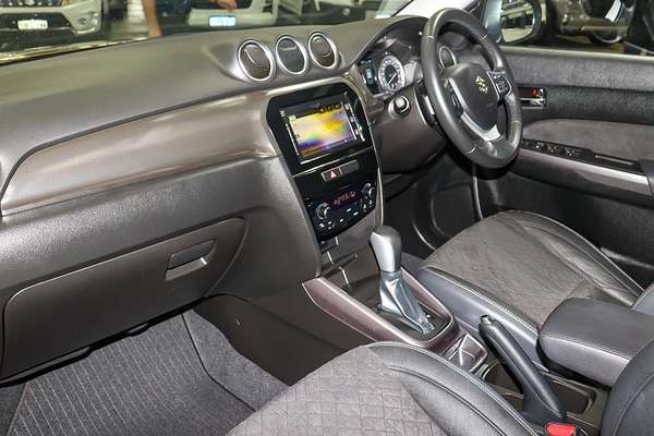 2024 Suzuki Vitara Turbo LY Series II