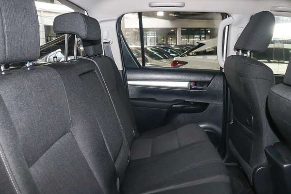 2017 Toyota Hilux SR5 GUN126R 4X4