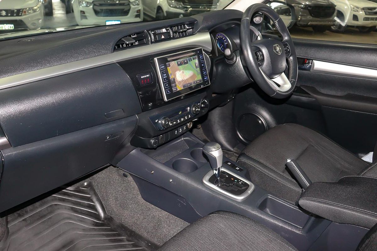 2017 Toyota Hilux SR5 GUN126R 4X4