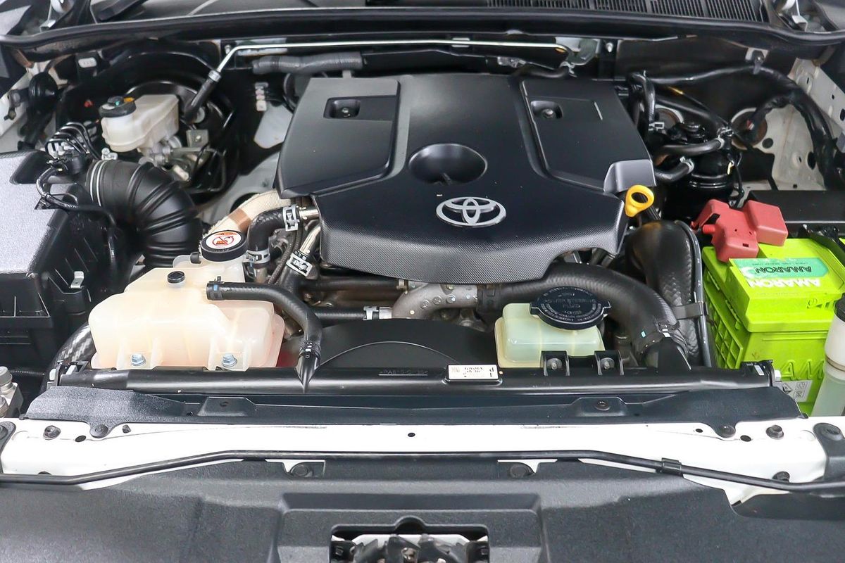 2017 Toyota Hilux SR5 GUN126R 4X4