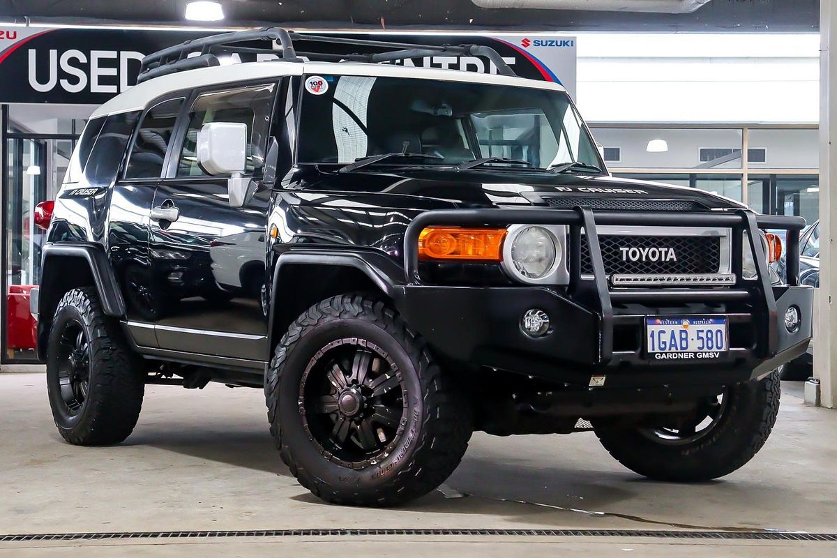 2013 Toyota FJ Cruiser GSJ15R