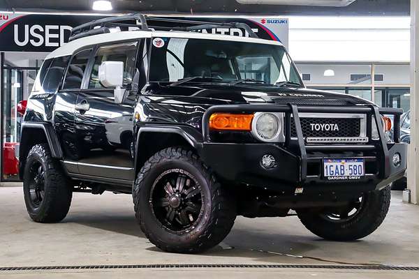 2013 Toyota FJ Cruiser GSJ15R