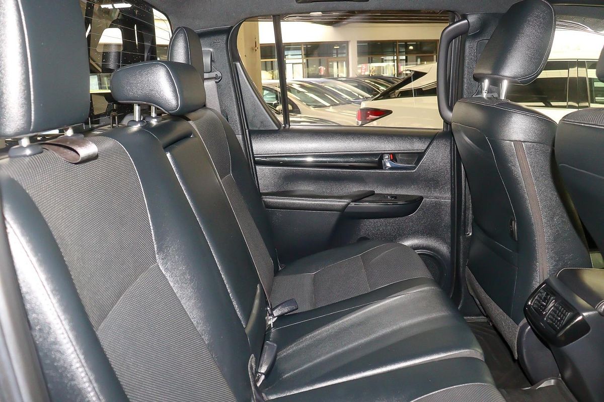 2020 Toyota Hilux Rugged X GUN126R 4X4
