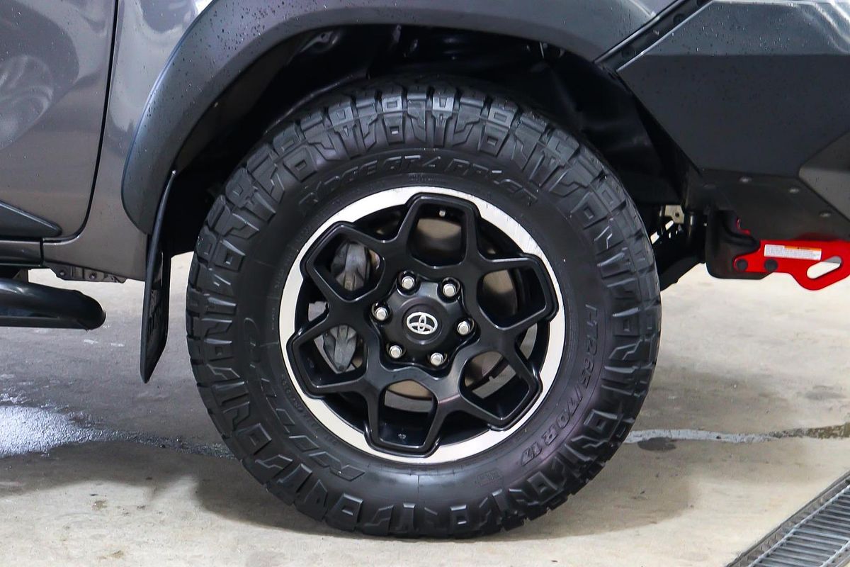 2020 Toyota Hilux Rugged X GUN126R 4X4