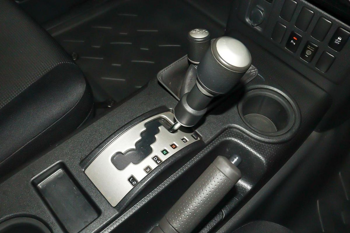 2013 Toyota FJ Cruiser GSJ15R