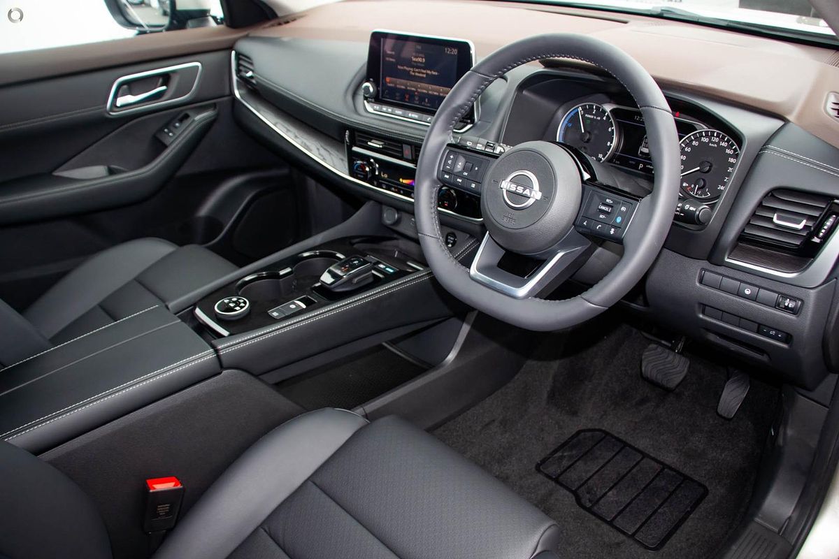 2024 Nissan X-TRAIL ST-L e-POWER T33