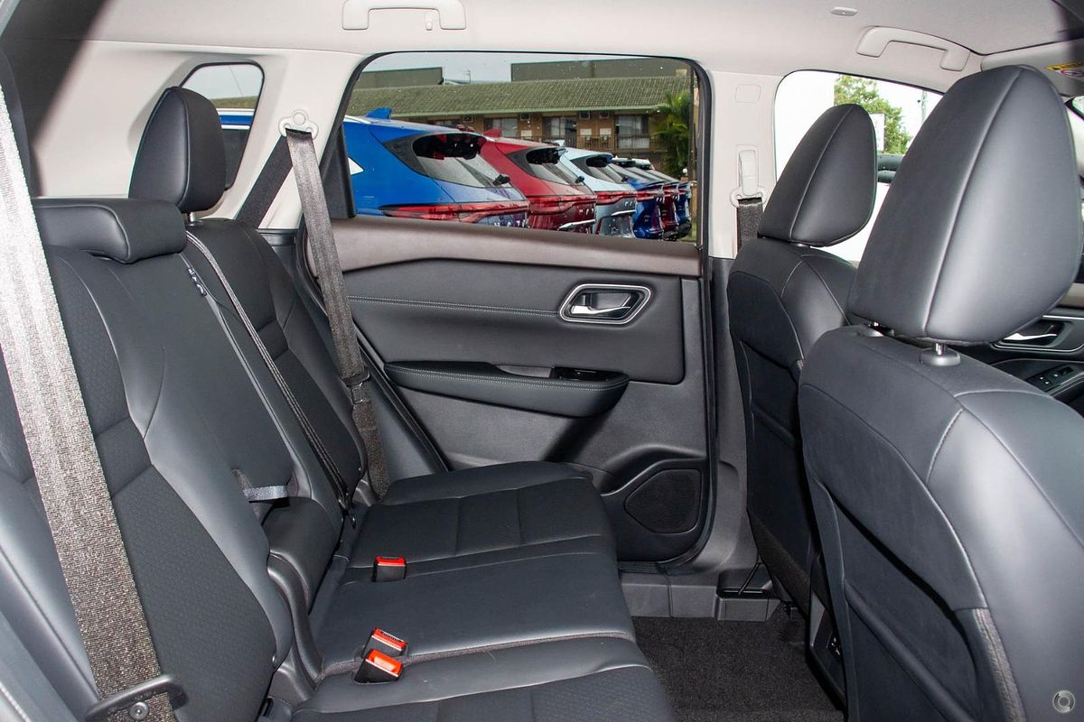 2024 Nissan X-TRAIL ST-L e-POWER T33