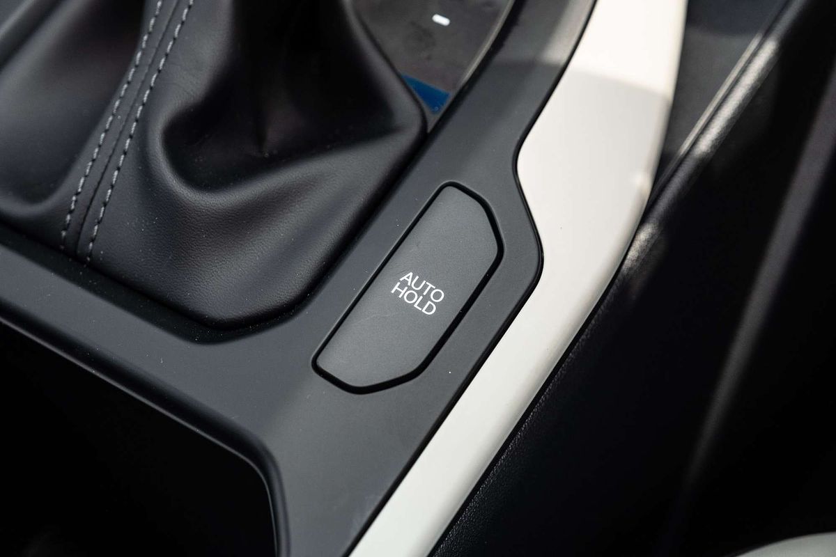 2025 Kia K4 GT-Line CL4m