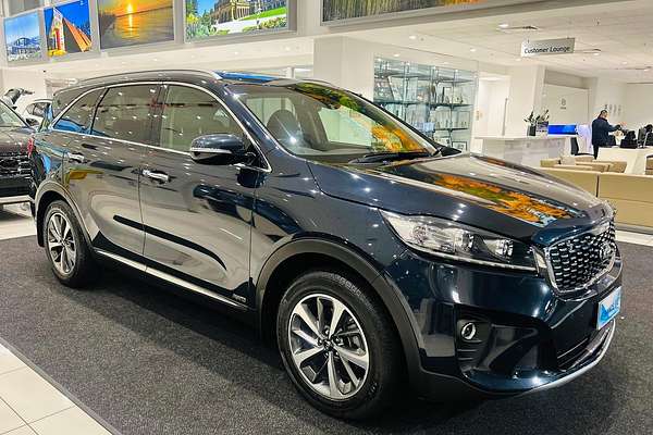 2019 Kia Sorento SLi UM