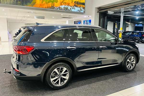 2019 Kia Sorento SLi UM