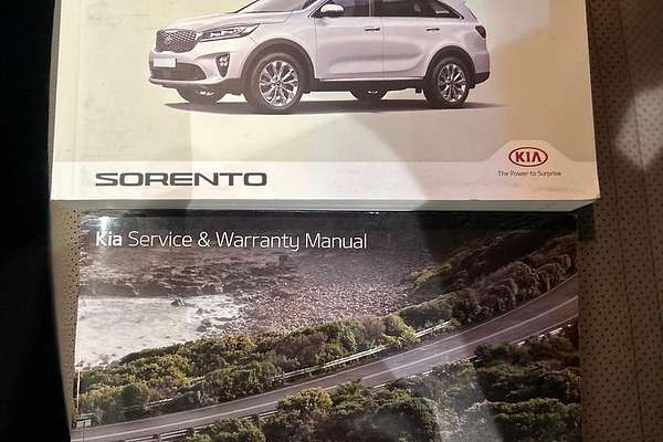 2019 Kia Sorento SLi UM