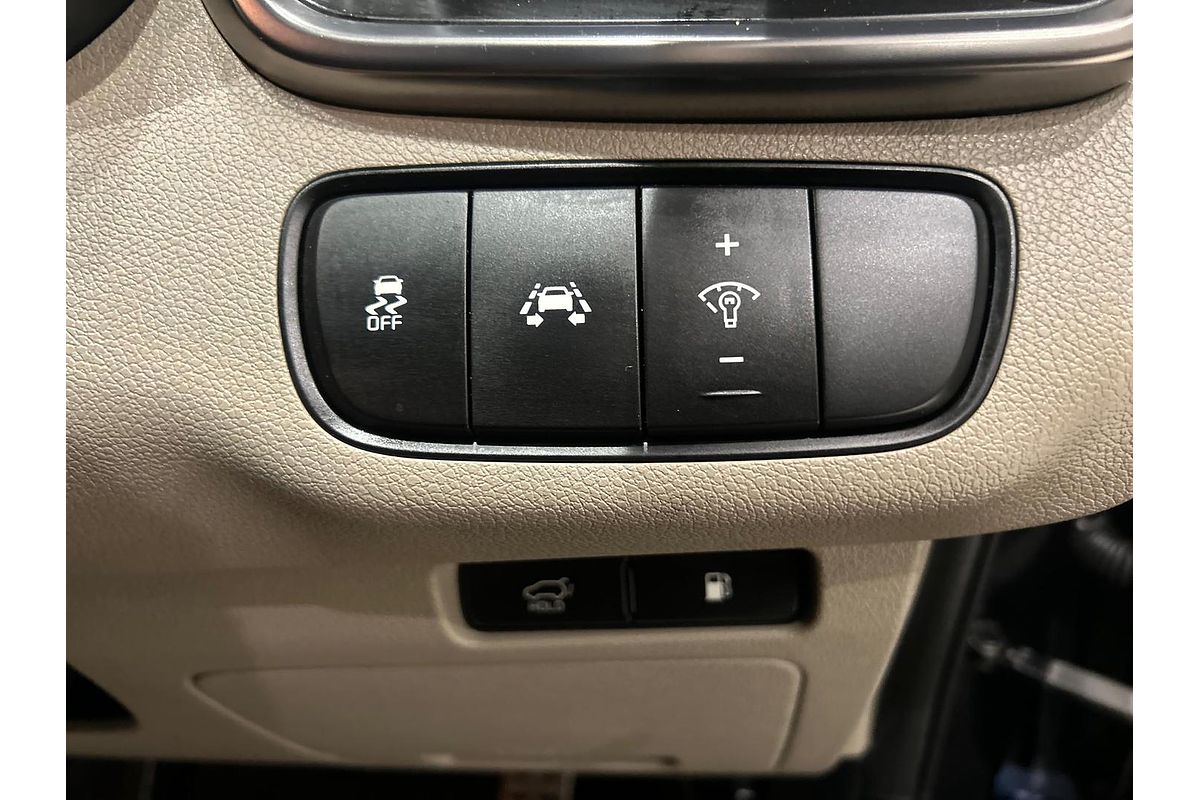 2019 Kia Sorento SLi UM