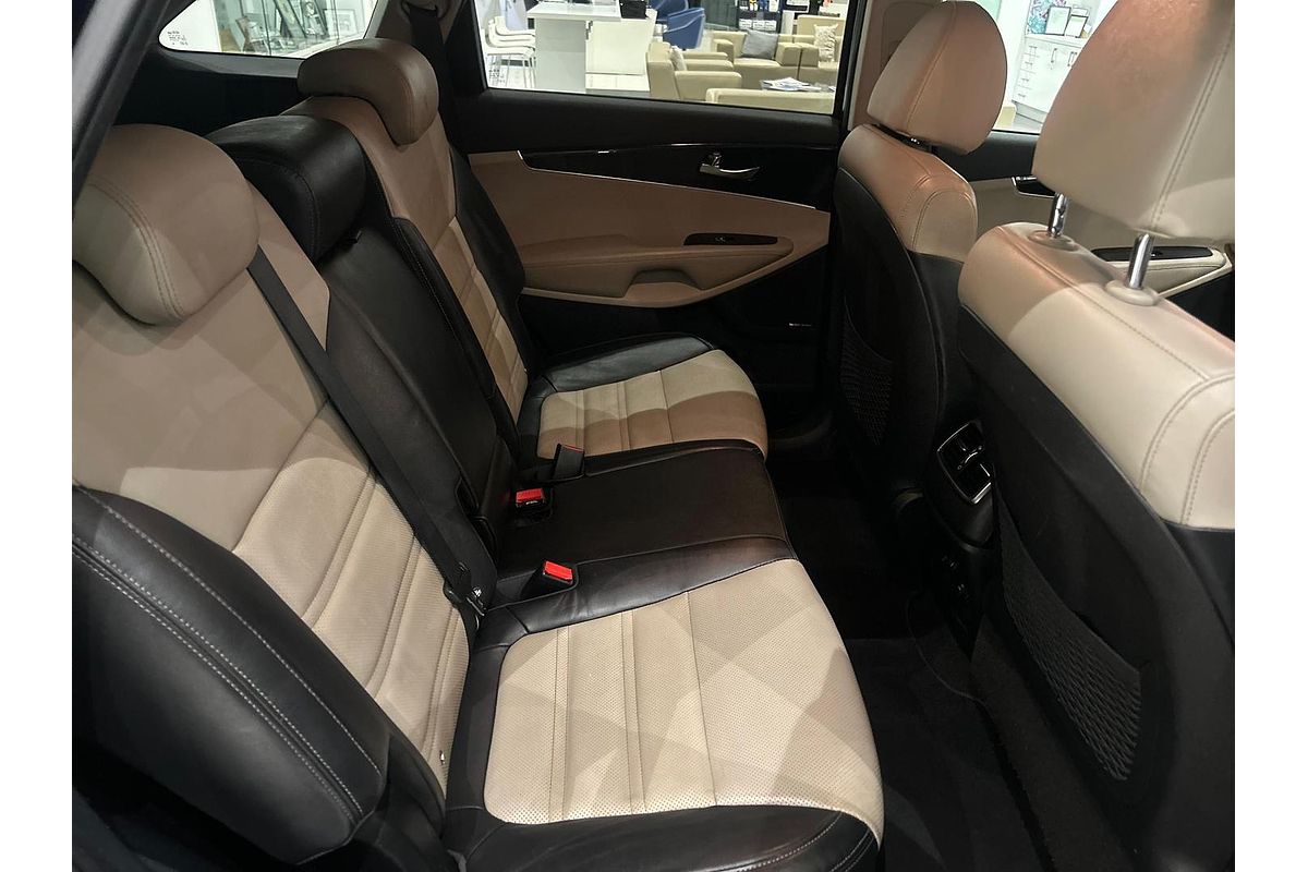 2019 Kia Sorento SLi UM