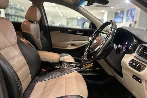 2019 Kia Sorento SLi UM