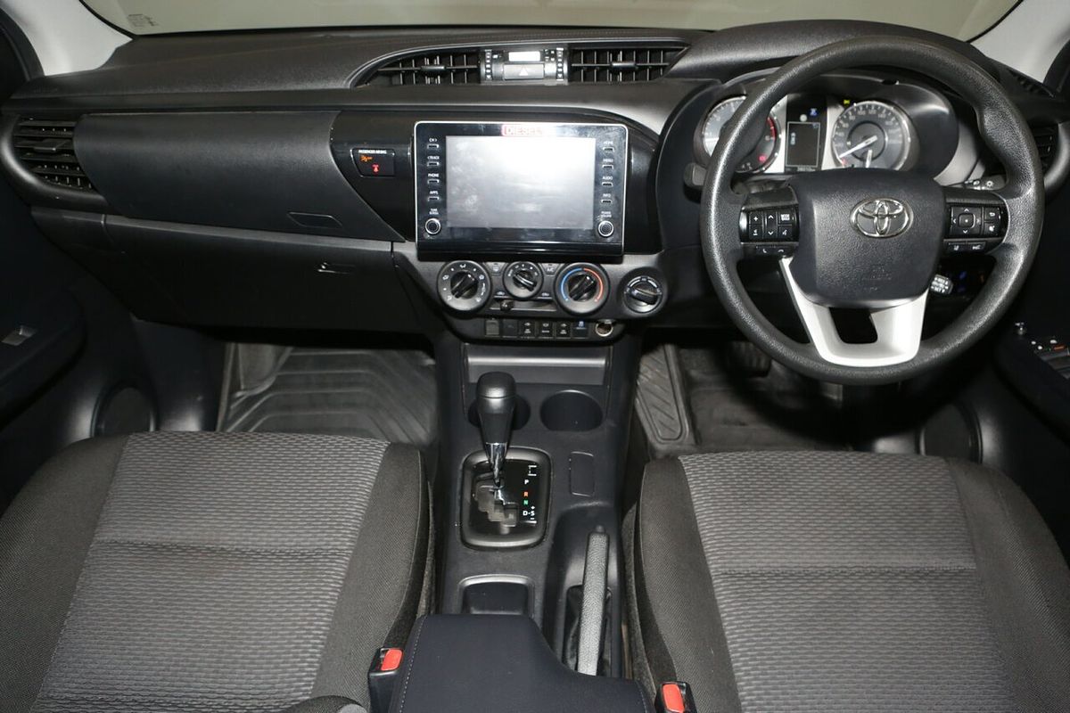 2022 Toyota Hilux Workmate GUN125R 4X4