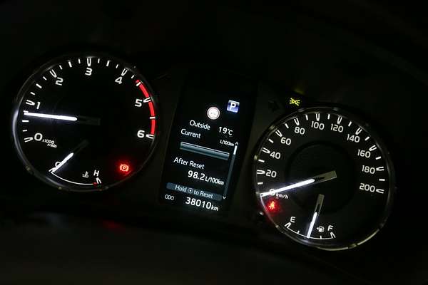 2022 Toyota Hilux Workmate GUN125R 4X4