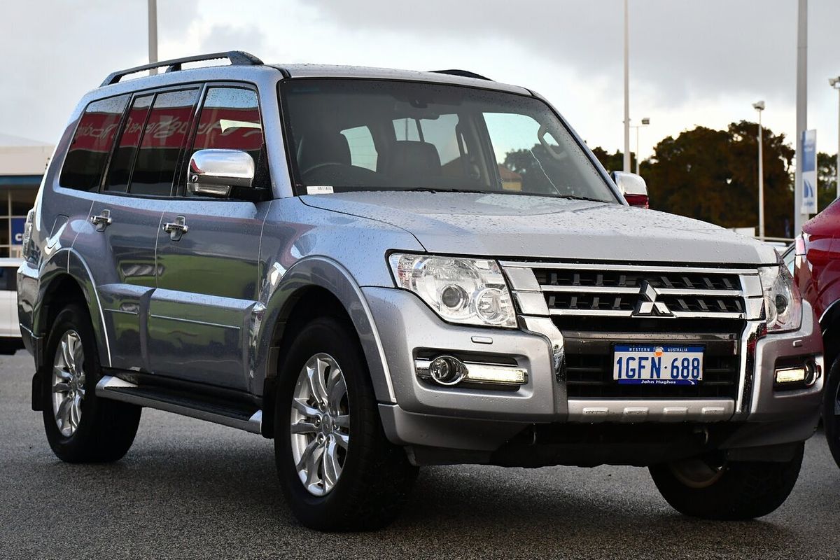 2017 Mitsubishi Pajero GLS NX