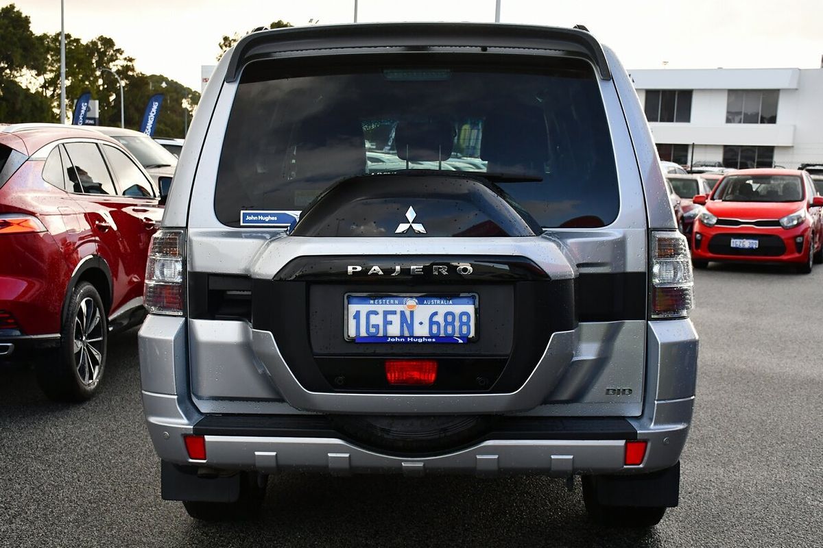 2017 Mitsubishi Pajero GLS NX