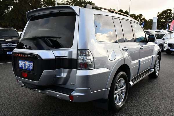2017 Mitsubishi Pajero GLS NX