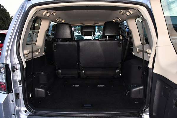 2017 Mitsubishi Pajero GLS NX