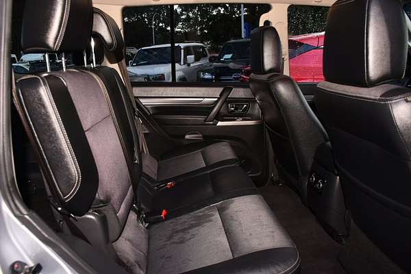 2017 Mitsubishi Pajero GLS NX