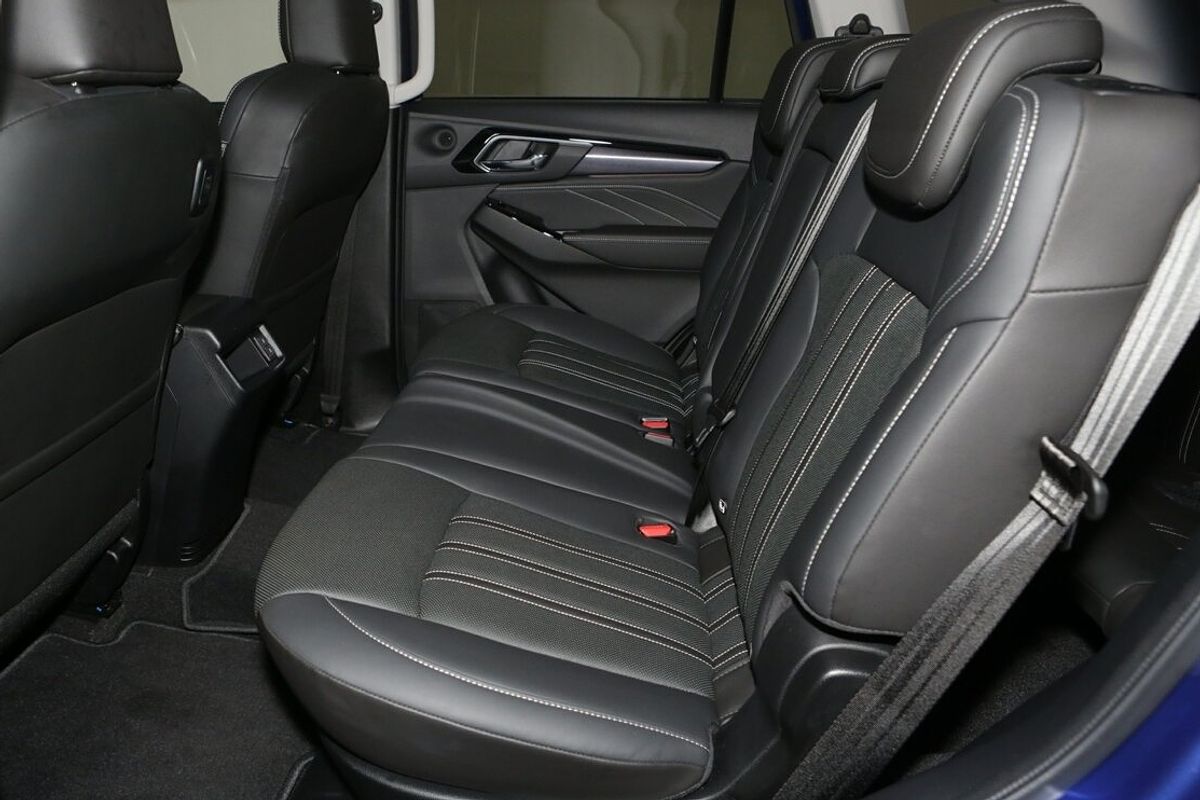 2024 Isuzu MU-X LS-T